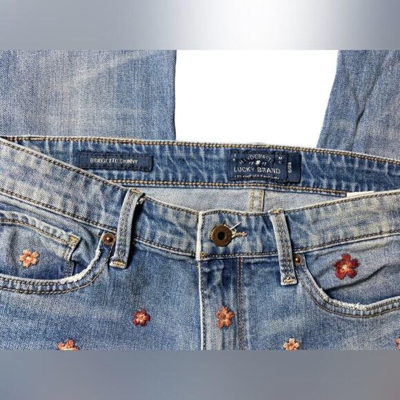 Women's - Lucky Brand Bridgette Floral Embroidered Distressed Skinny Jeans, SZ 6 - Picture 8 of 9